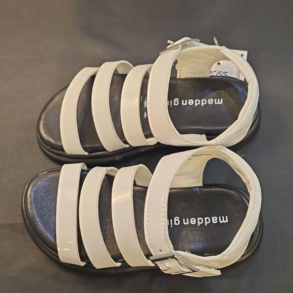 BRAND NEW MADDEN GIRL MULTI STRAP TODDLERS SANDAL - Picture 6 of 15